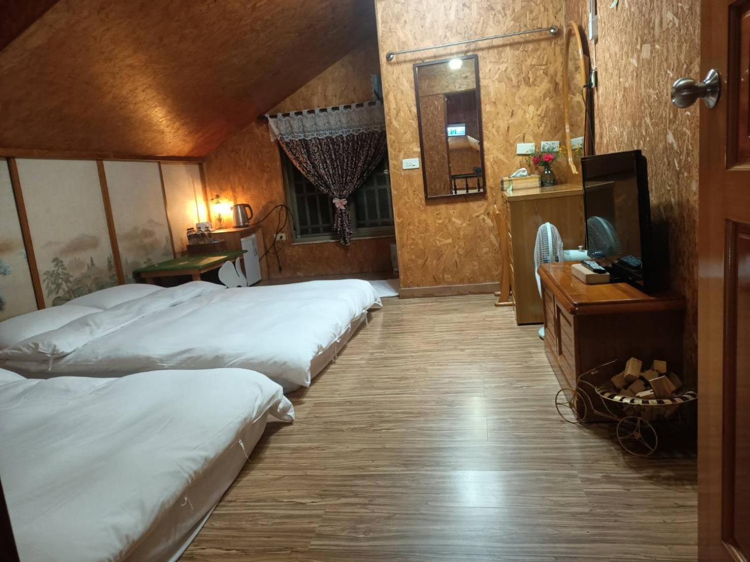 Hotel Cen Chi Xuan Chishang Esterno foto
